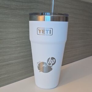 YETI White Insulated Tumbler with Straw And HP Logo 16 oz